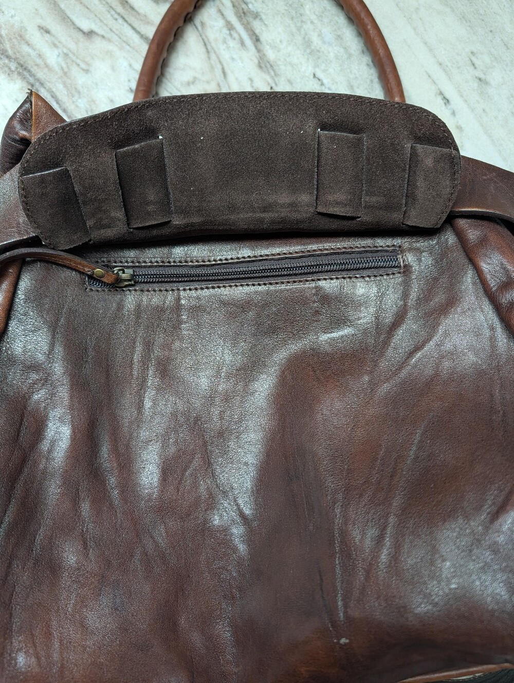 Francesco Biasia Distressed Brown Leather Shoulder Bag with Brass Ring Detail - Picture 16 of 16